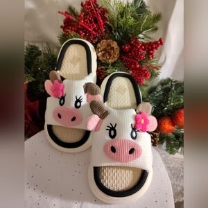 Cute Cow Slippers with Floral Accents - Size 8 - 8.5 ( 40- 41 )